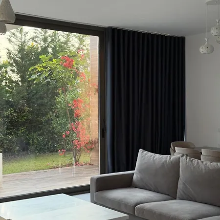 London Olea Drimades هيماري